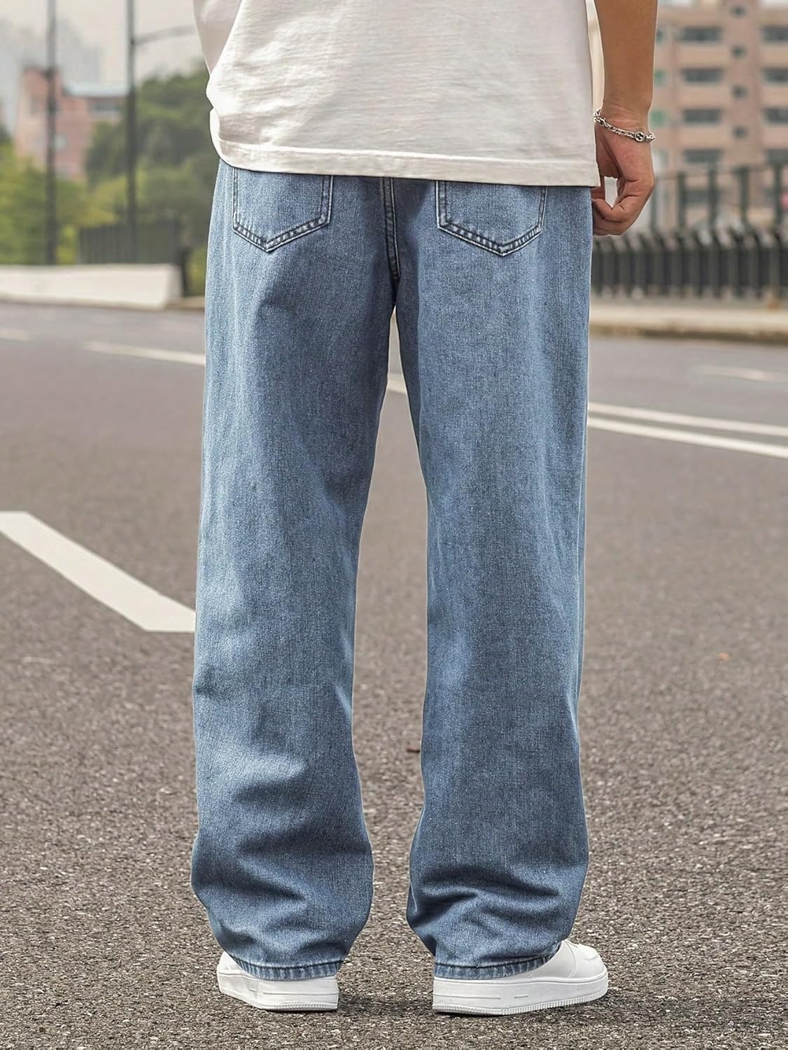 KOTTY Mens Mid Rise Straight Jeans - Image 5